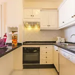 Hotel Sands Beach Resort