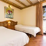 Sands Beach Resort Hotel 4*