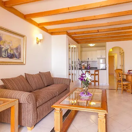 Sands Active 호텔 4*