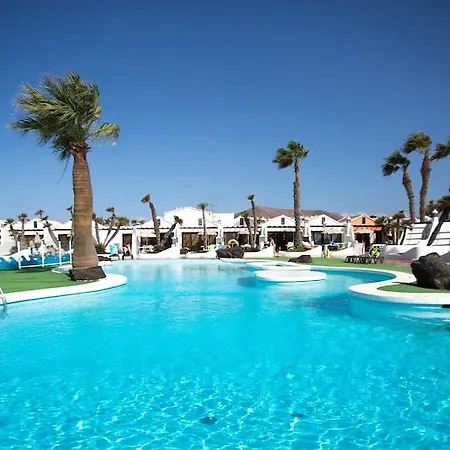Otel Sands Active