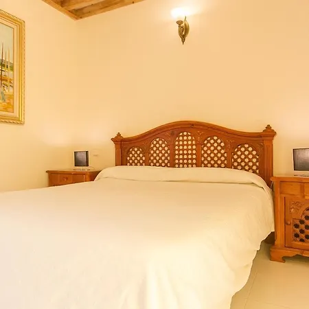 Sands Hotel 4*