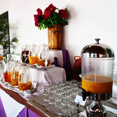 Hotel Sands Beach Resort