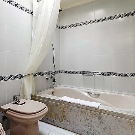 Sands Hotel 4*