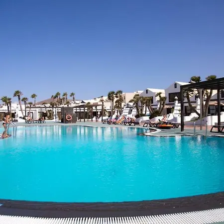 Otel Sands Active